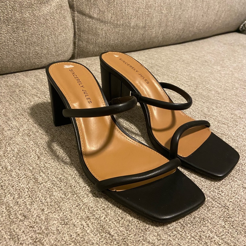 Sincerely Jules - NWOT - SZ 6 heels